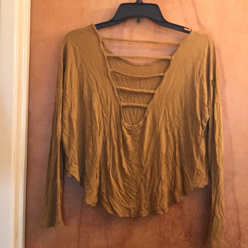 Top - Picture 2 of 3